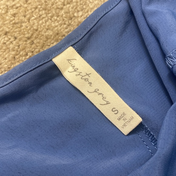 Kingston grey Adorable Cropped Long Sleeve Scoop Front & Open Back with Tie - Picture 7 of 8